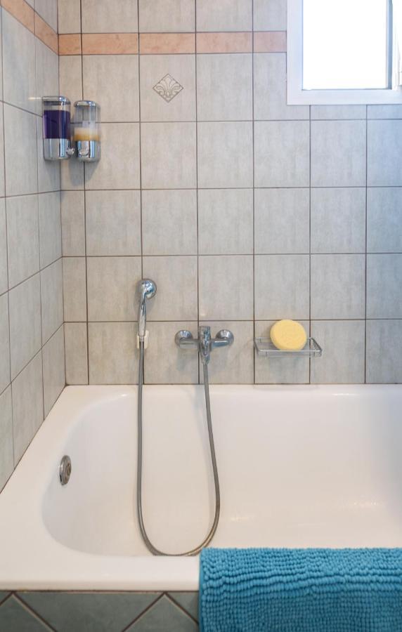 Apaggio Di Argostoli Apartments - Private Parking & Sea View Екстериор снимка