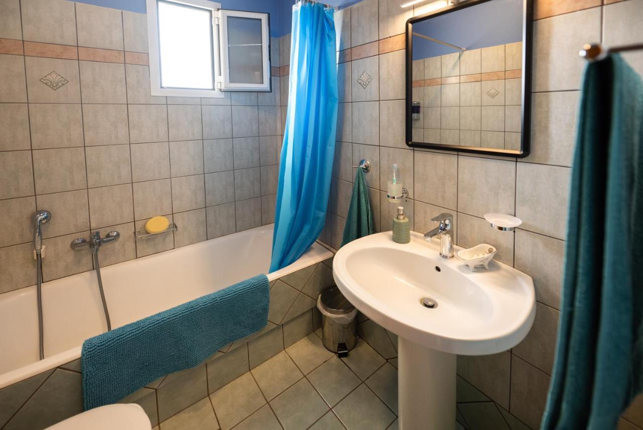 Apaggio Di Argostoli Apartments - Private Parking & Sea View Екстериор снимка