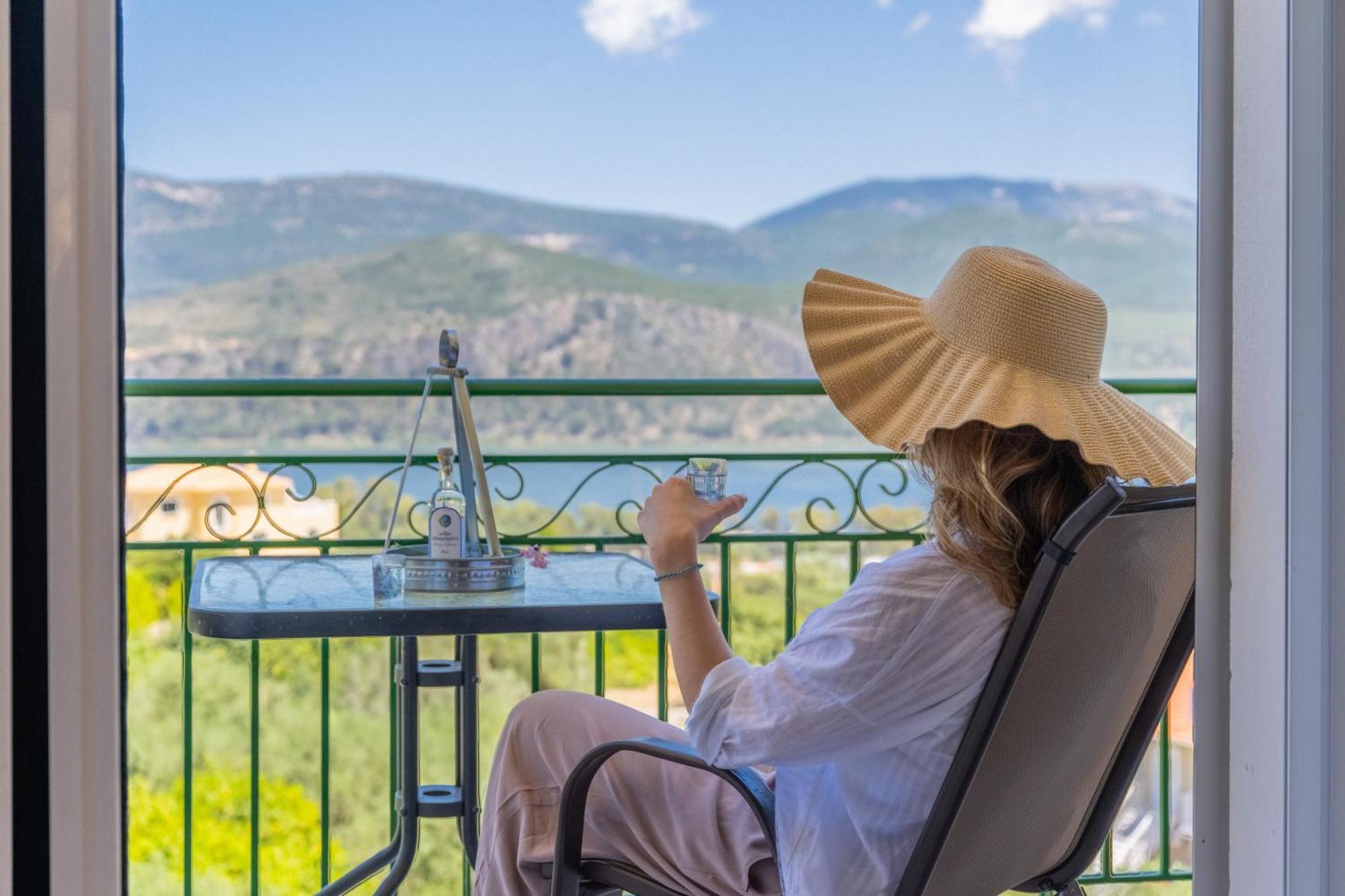 Apaggio Di Argostoli Apartments - Private Parking & Sea View Екстериор снимка