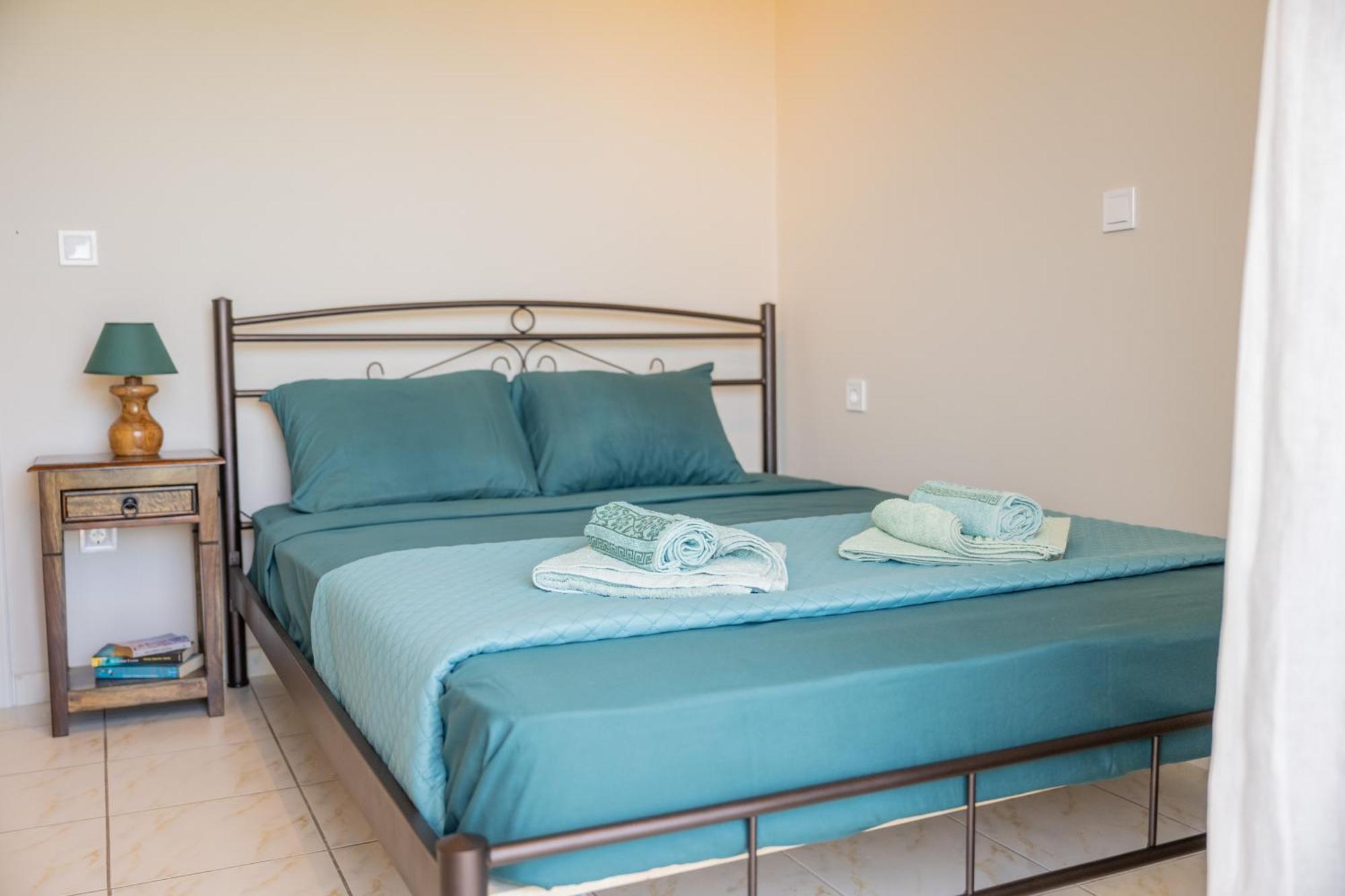 Apaggio Di Argostoli Apartments - Private Parking & Sea View Екстериор снимка