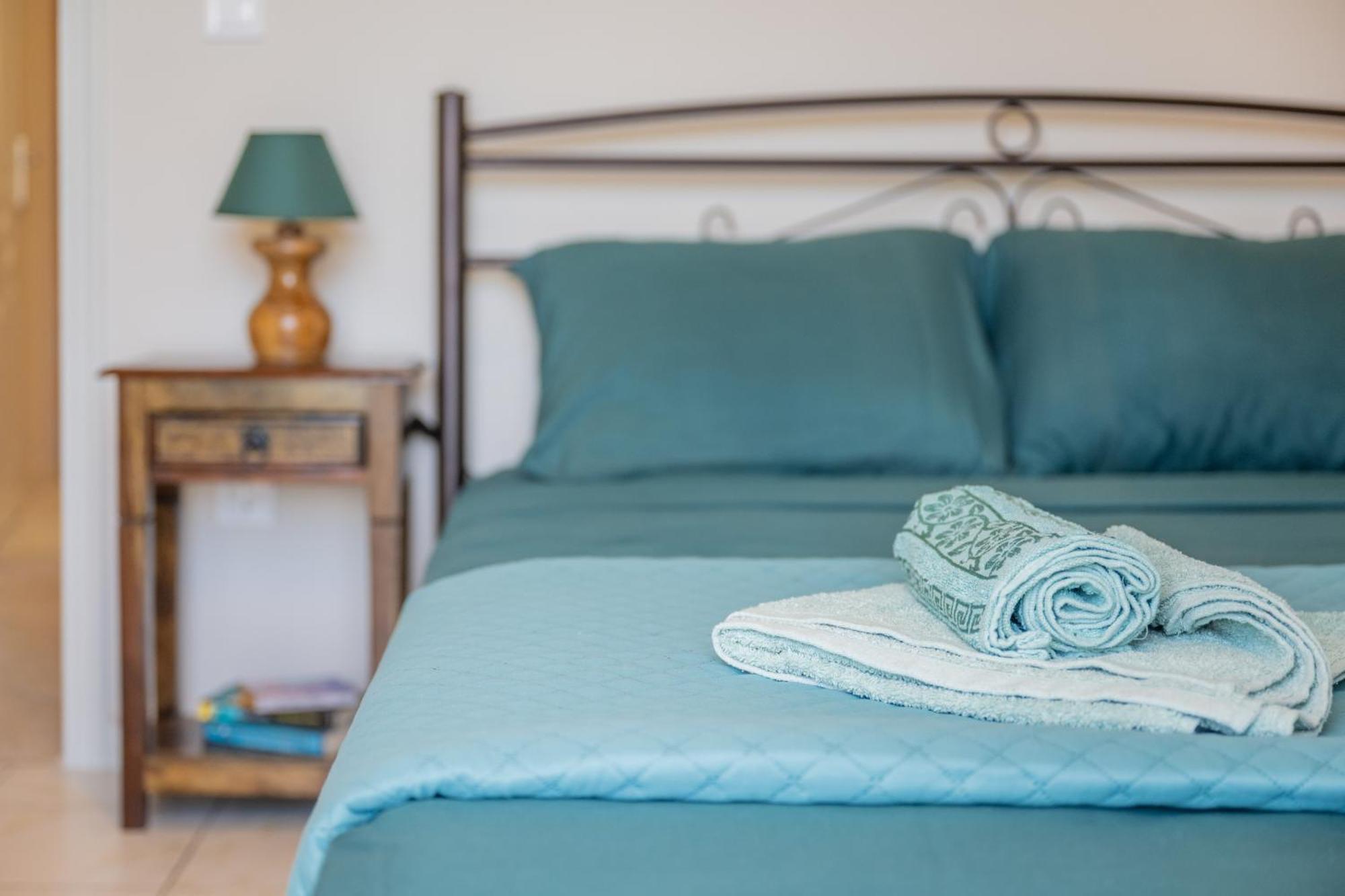 Apaggio Di Argostoli Apartments - Private Parking & Sea View Екстериор снимка